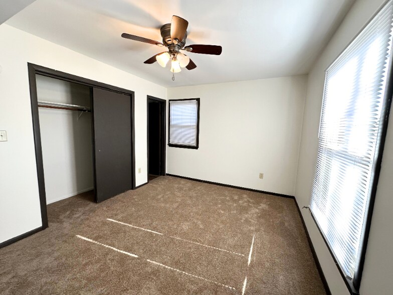 Building Photo - 109 Sieville Ave