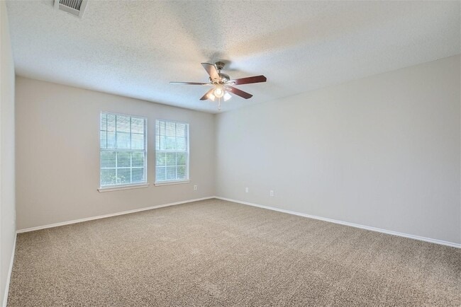 Building Photo - 123 Southampton Dr