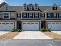 Building Photo - Townhome in Flowers Plantation with Water ...