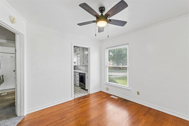 Building Photo - 2512 NW 32nd St