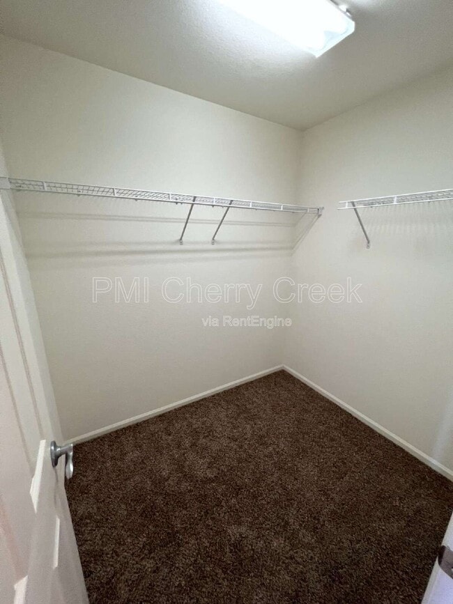 Building Photo - 2115 Selenite Ct