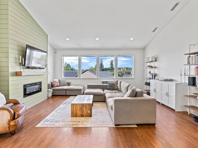 Building Photo - Stylish 3bd 2ba Home in Jackie's Landing n...