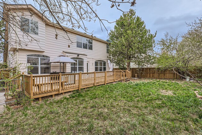 Building Photo - **Spacious, Light-Filled 4 bed, 4 bath wit...