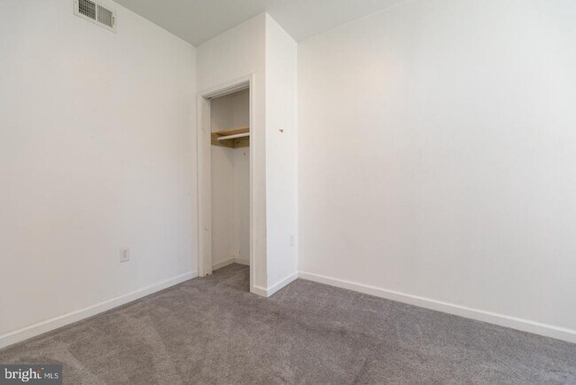 Building Photo - 2222 Earp St