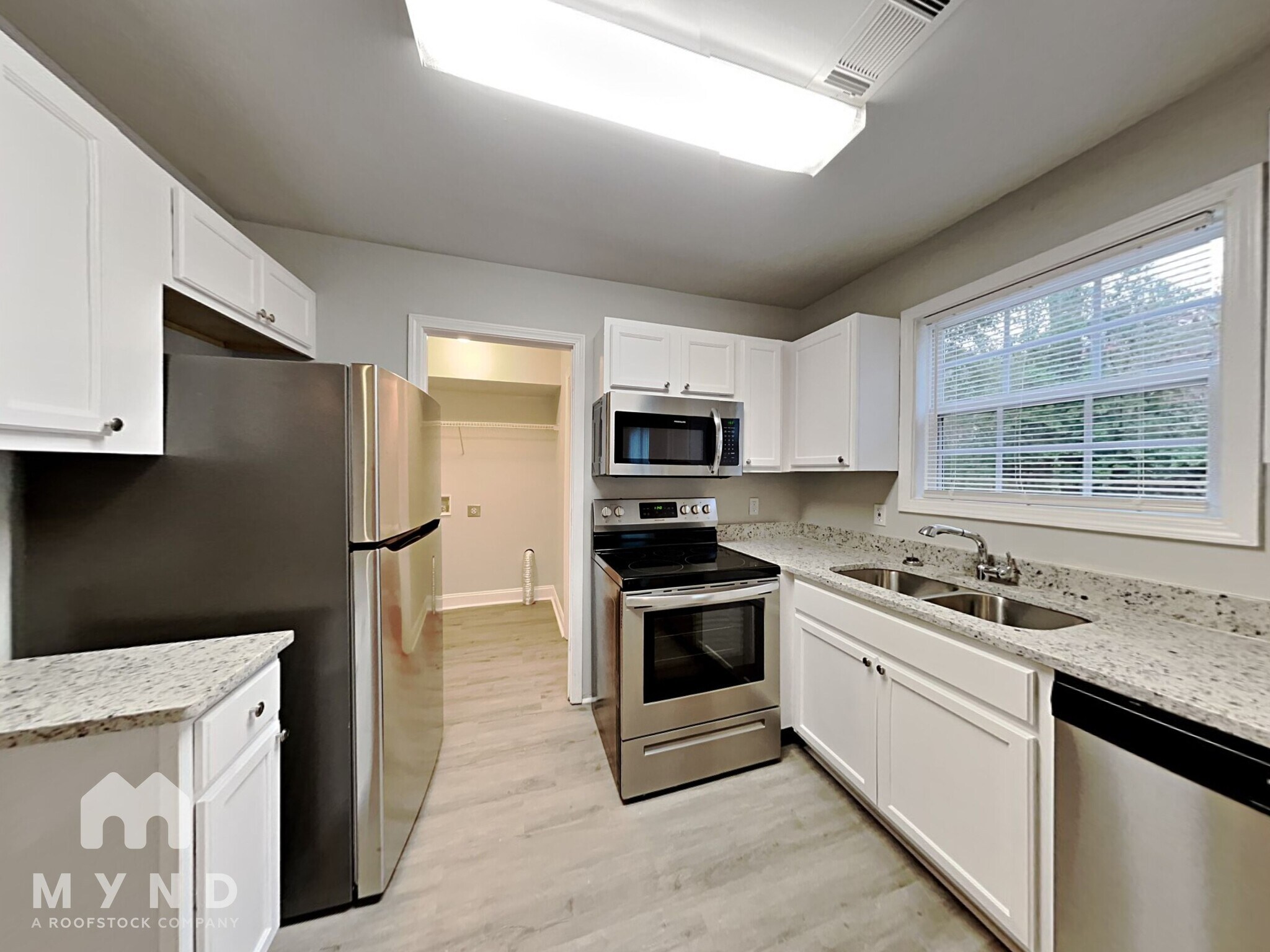 Building Photo - 1232 Pinedale Cir NW