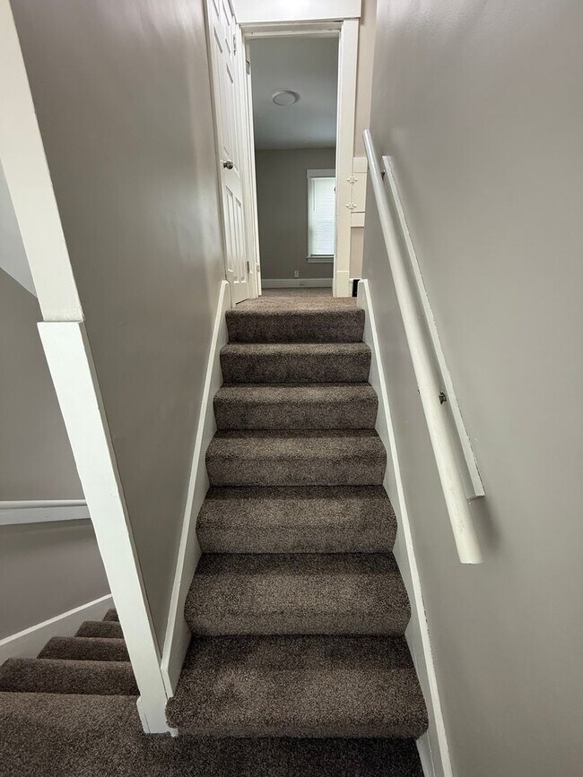 Building Photo - Completely remodeled 3 Bedroom 2 Story Homes for Rent