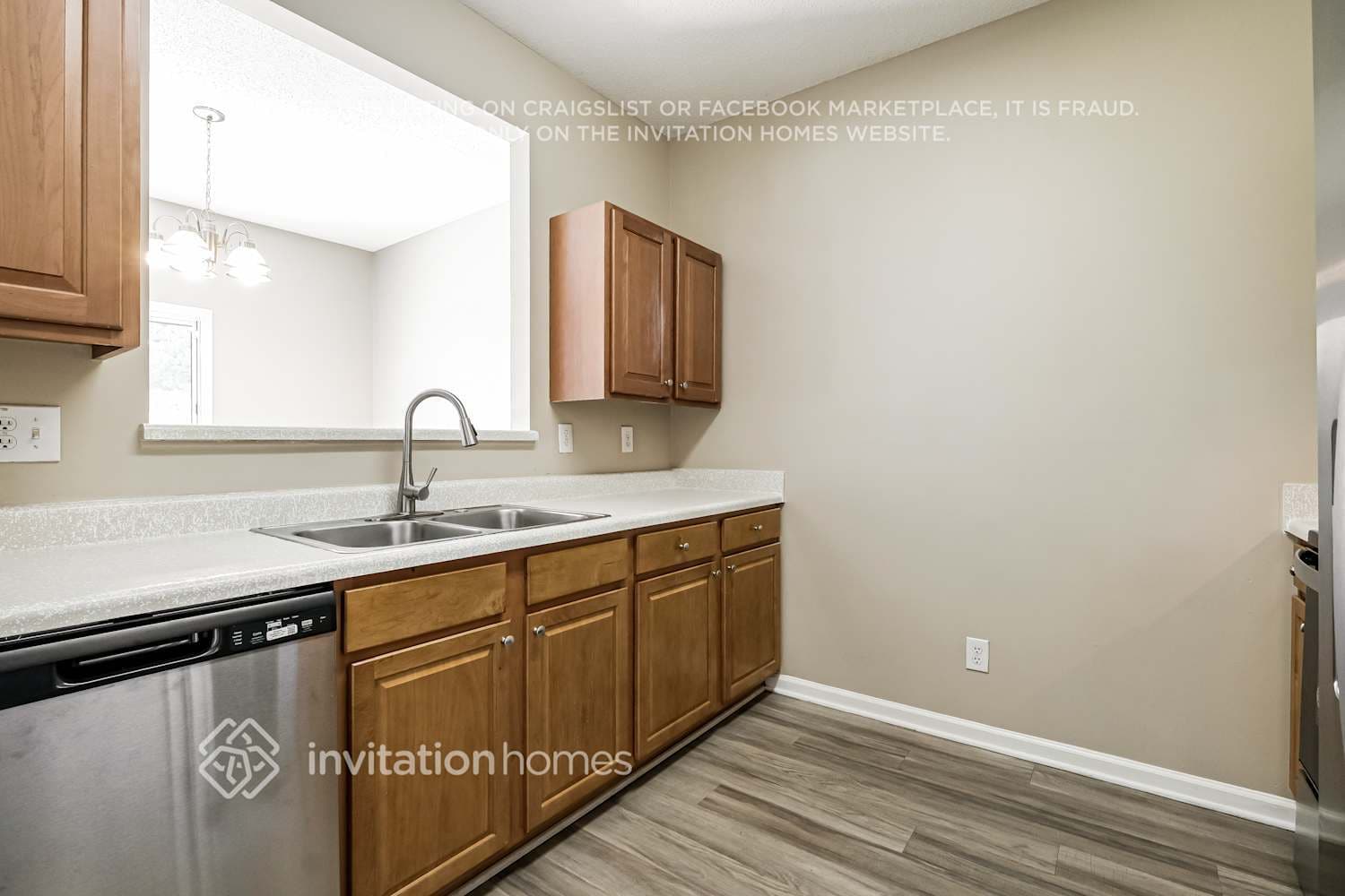 Building Photo - 407 Windstone Trail