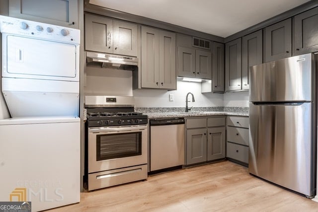 Building Photo - 1135 Woodland Ave NE