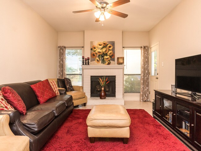 Primary Photo - 7950 N Stadium Dr