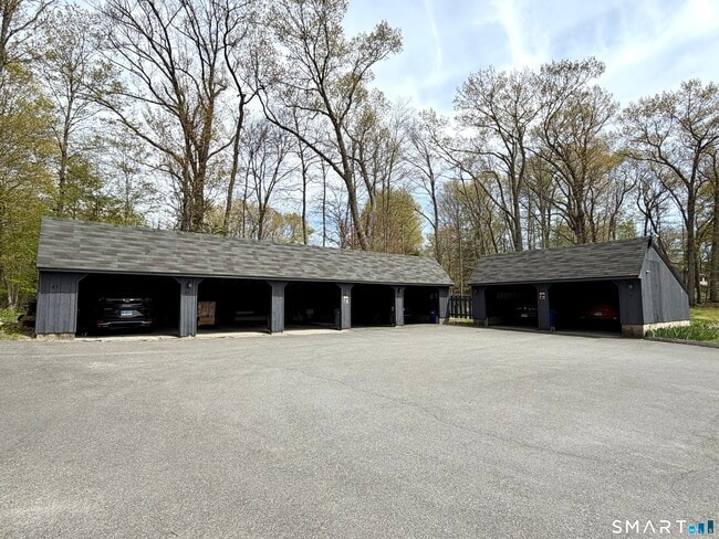 Building Photo - 47 Old Farms Ln