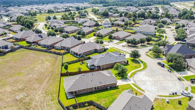 Building Photo - 25546 Kensington Lk Dr