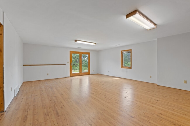 Building Photo - 1132 Enchantment Rd