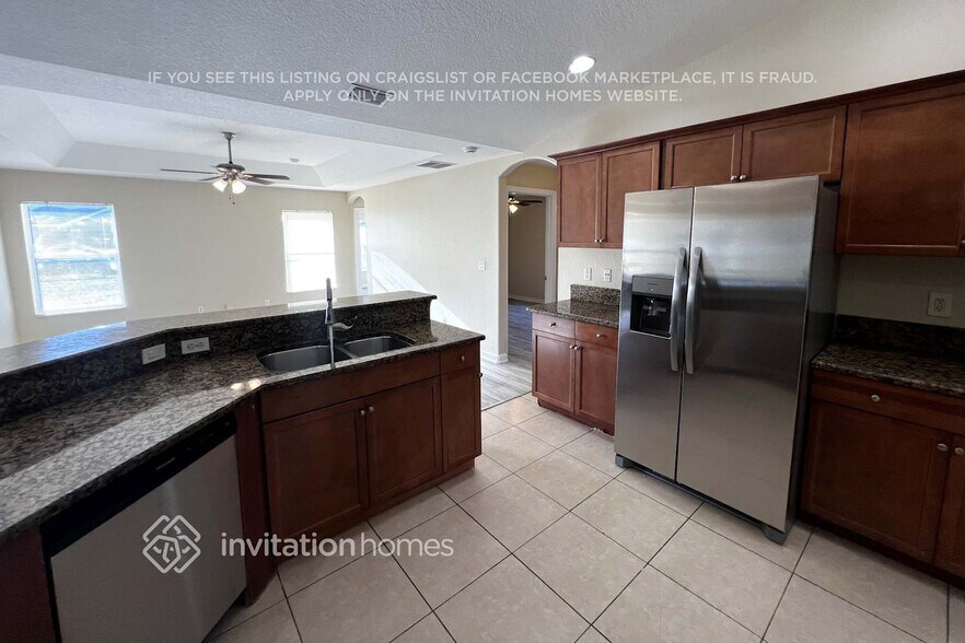 Building Photo - 3642 SW Darwin Blvd