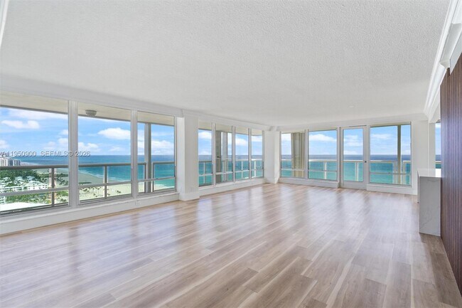 Building Photo - 2100 S Ocean Ln