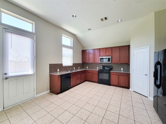 Building Photo - 3007 Meadow Prairie St