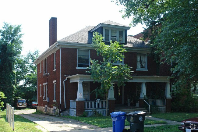 Primary Photo - 277 Lyndhurst Pl