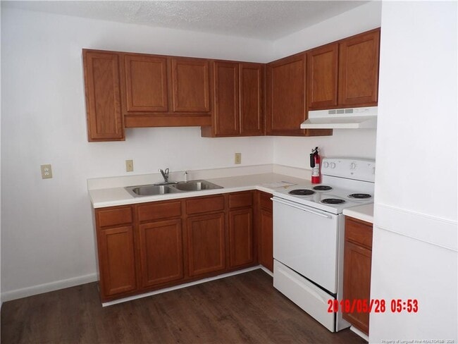 Building Photo - 4805 Fogarty Dr