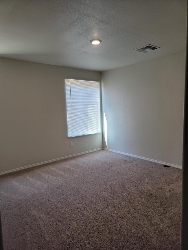 Building Photo - 1513 Borrego Dr SE