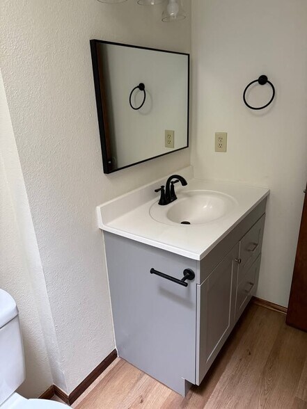 Building Photo - 2527 Courtland Ct