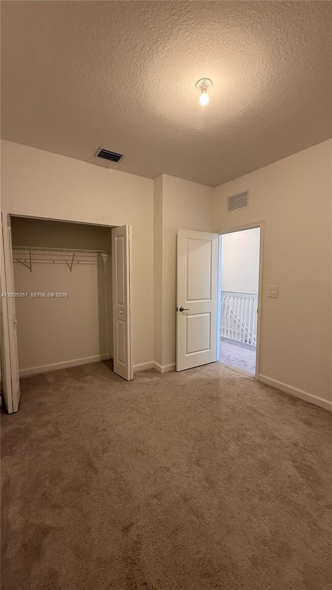 Building Photo - 13265 SW 286th Terrace