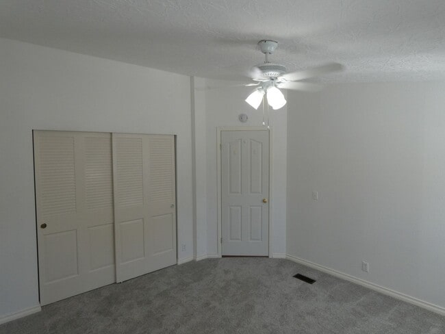 Building Photo - APPLICATION PENDING **Country Living**