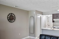 Building Photo - 30 US-9W