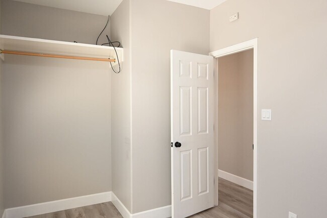 Building Photo - Nice Willow Glen Bungalow, Pet Friendly, 2...