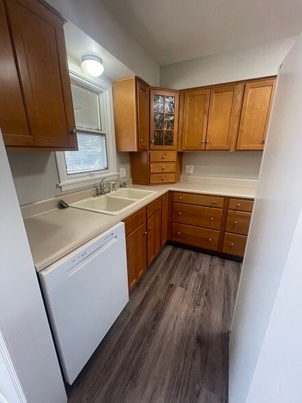 Building Photo - 4875 Burgis Ave SE