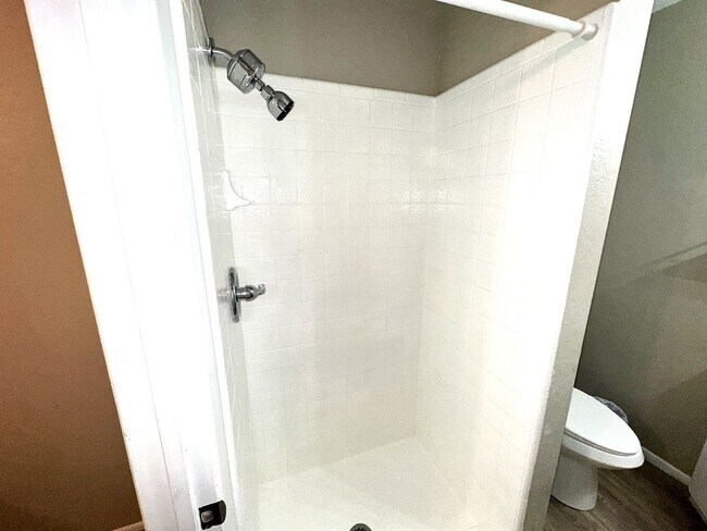 Building Photo - For Lease -Partially Furnished $2,599 or Unfurnished $2,300 2 Beds-2 Bath Painted Mountain Golf C...