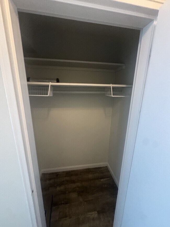 Building Photo - 3901 Tunlaw Rd NW