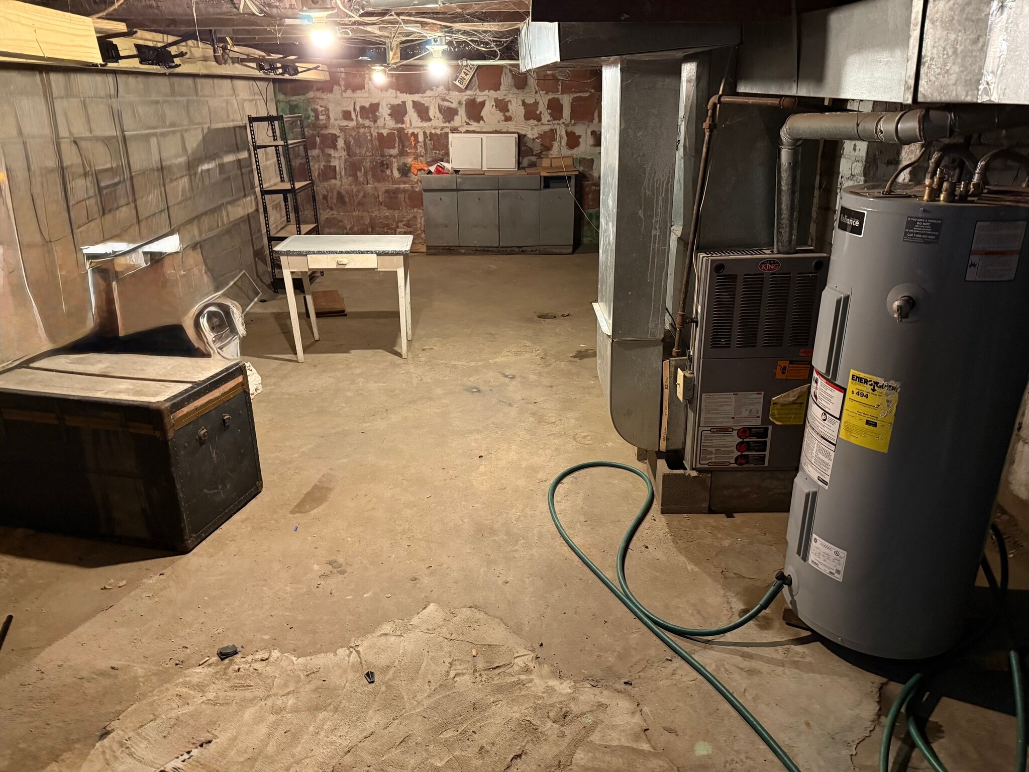 Building Photo - 1917 2nd St