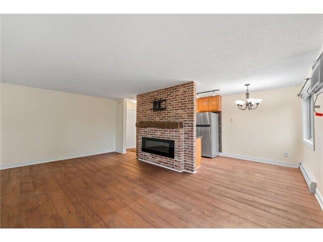 Building Photo - 3540 Hennepin Ave