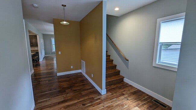 Building Photo - 4 Bed, 2 Story - Built in 2020