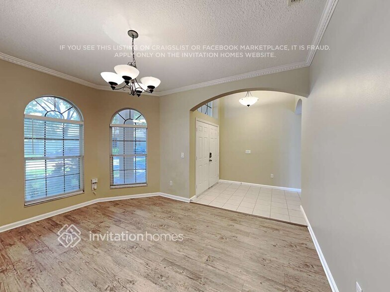 Building Photo - 384 Misty Oaks Run