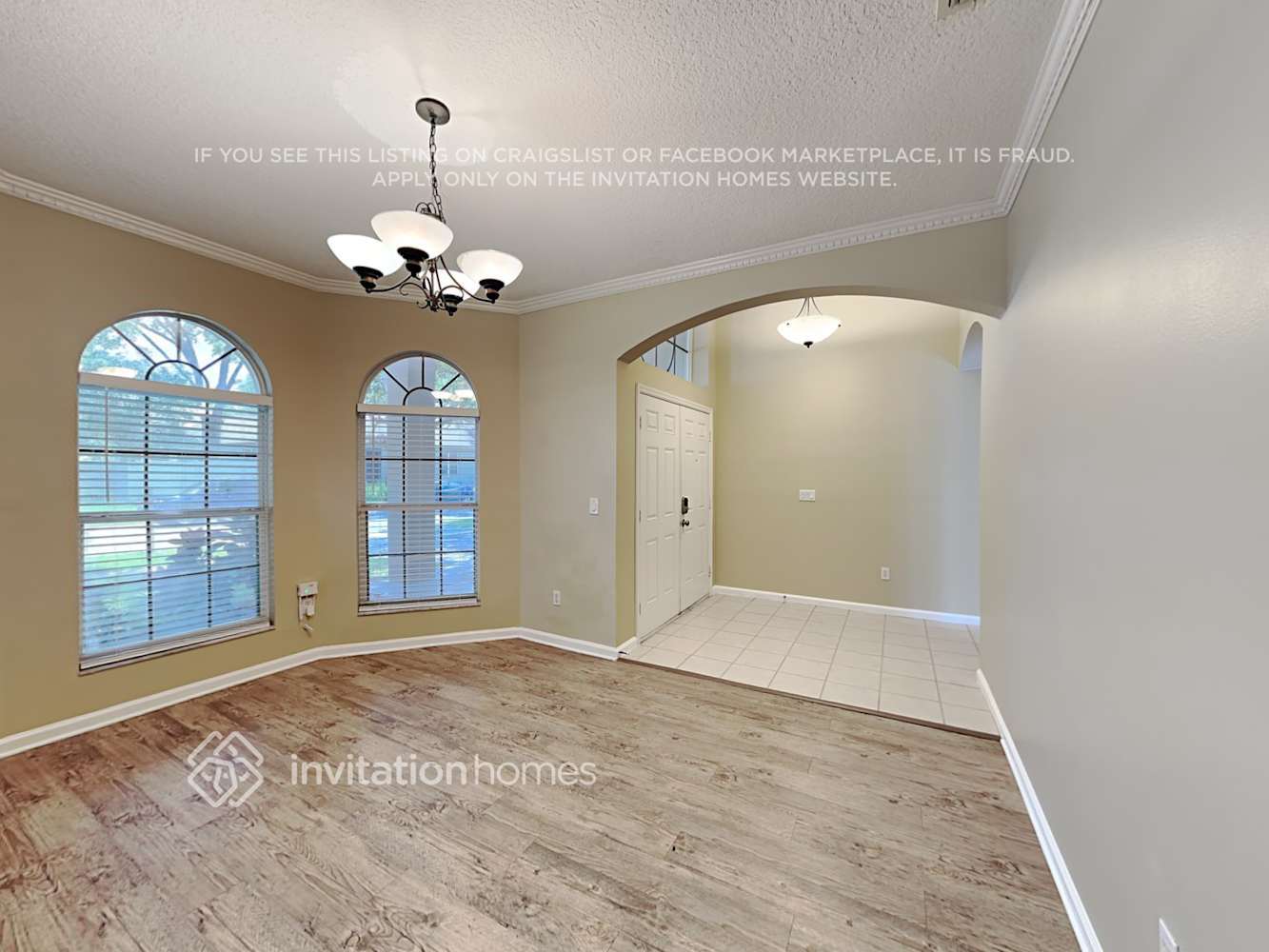 Building Photo - 384 Misty Oaks Run