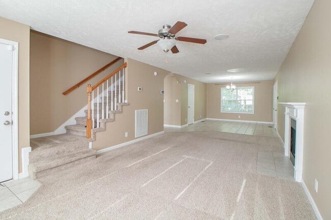 Building Photo - 1449 Mutual Dr
