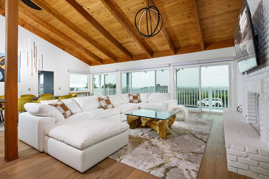 Building Photo - 18826 Winnwood Ln