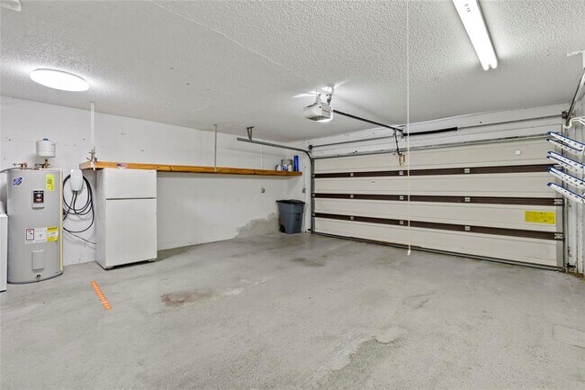 Building Photo - 485 Westlake Blvd