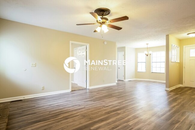Building Photo - 785 Summer Hill Ln