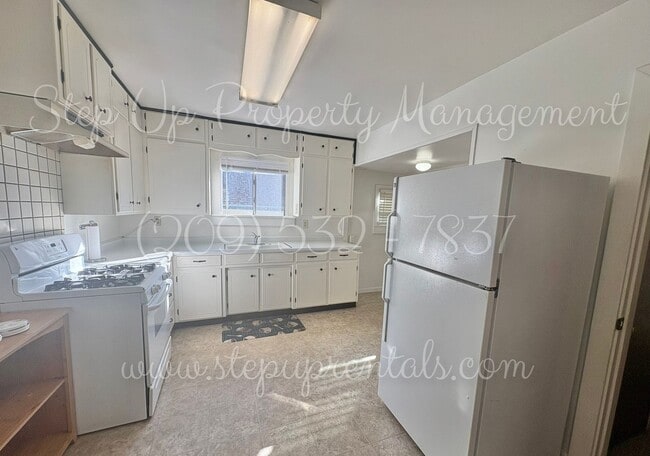 Building Photo - Charming 3-Bedroom Home in Tuolumne, CA – ...