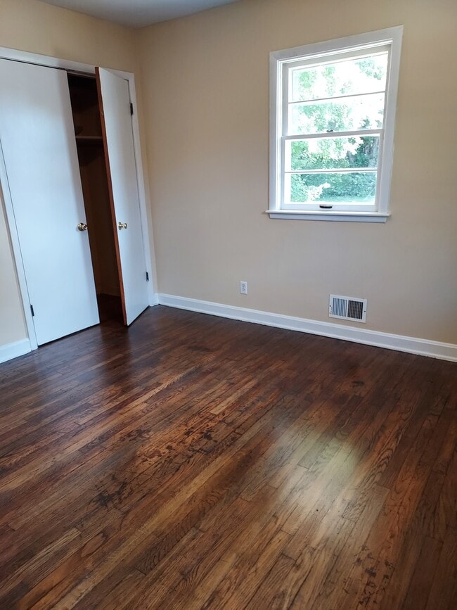 Bedroom #3 - 6105 Oakdale Ln