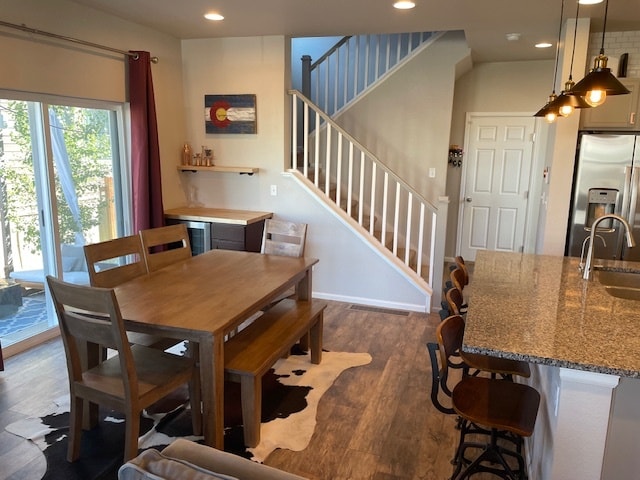 Building Photo - 6571 N Cathay St