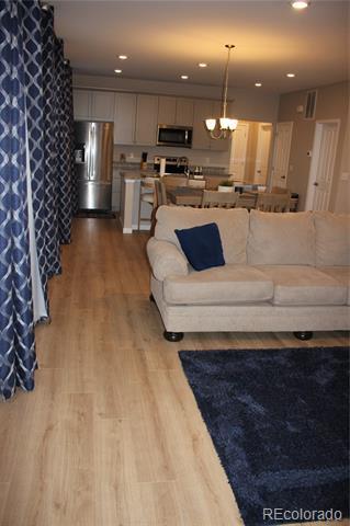 Building Photo - 2788 Simpre Wy