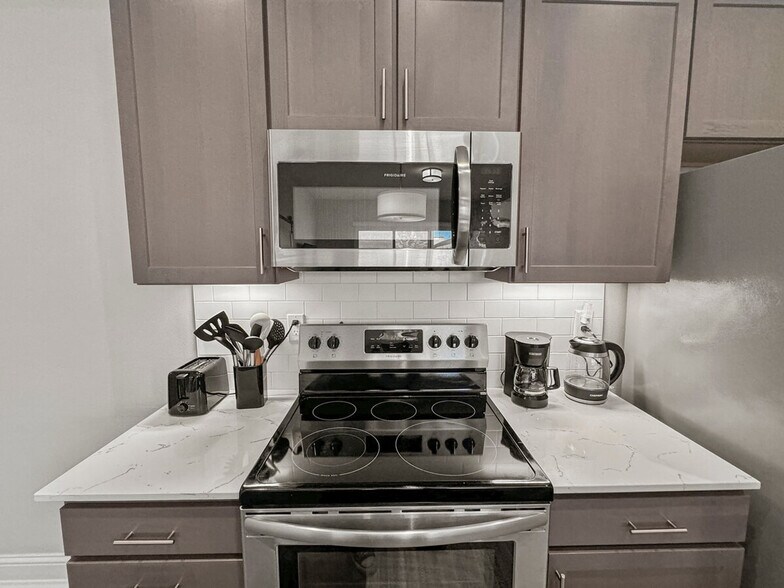 Building Photo - 110 N Boston Ave