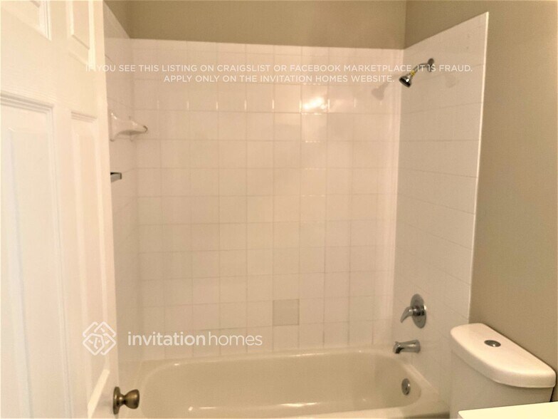 Building Photo - 4289 NW 1st Pl