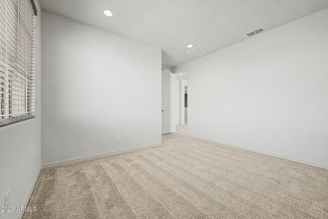 Building Photo - 25552 S 230th St