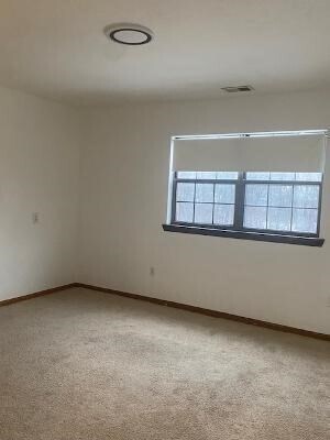 Building Photo - 8 Jackson St