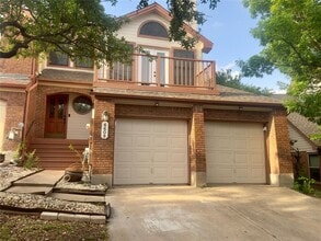 Building Photo - 6608 Mesa Hollow Dr
