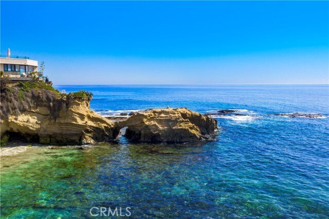 Building Photo - 156 Pearl St