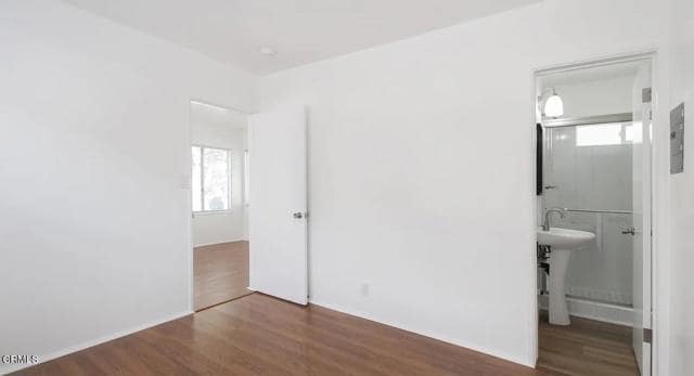 Building Photo - 230 N Hollywood Way